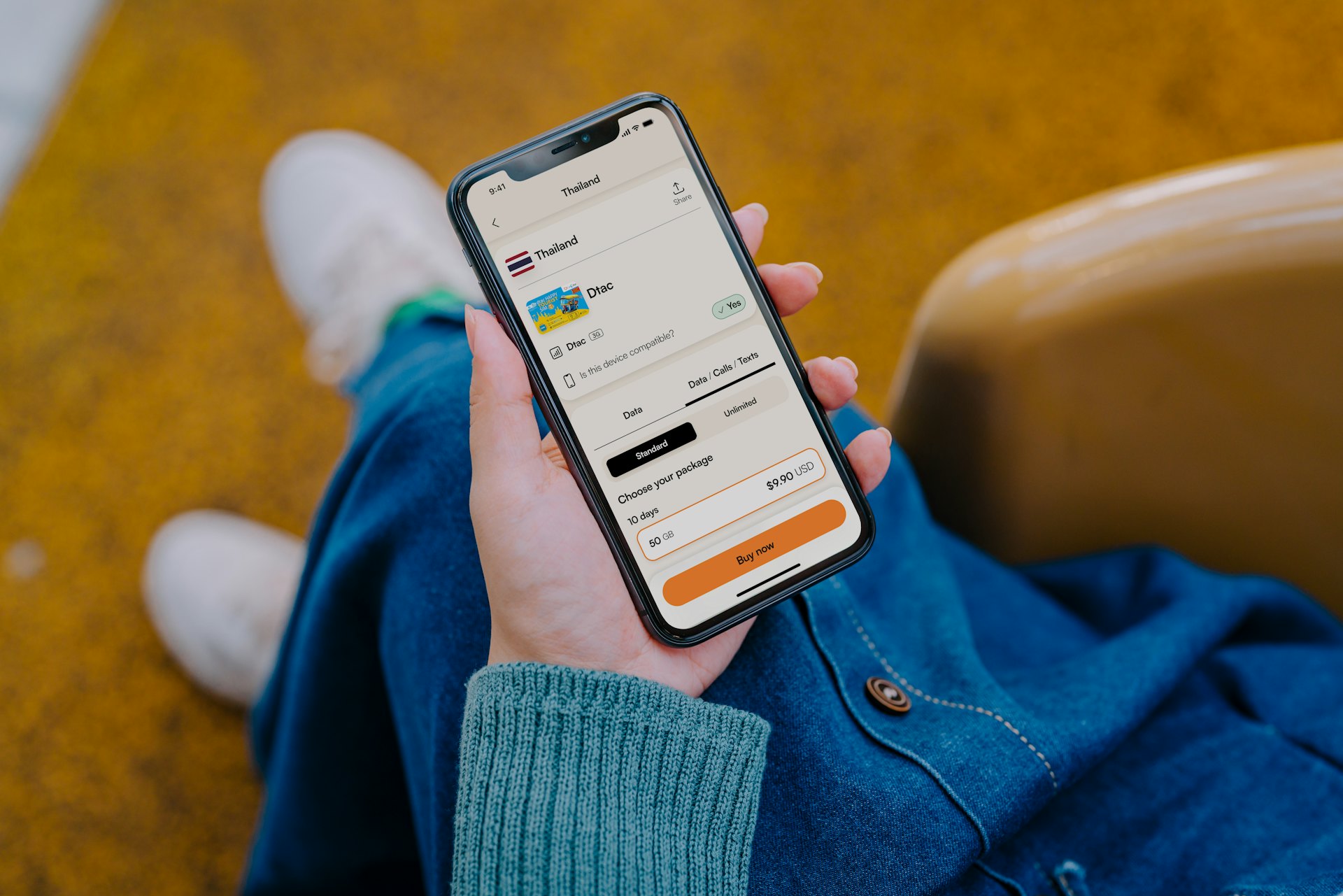 Online parking reservation on smartphone